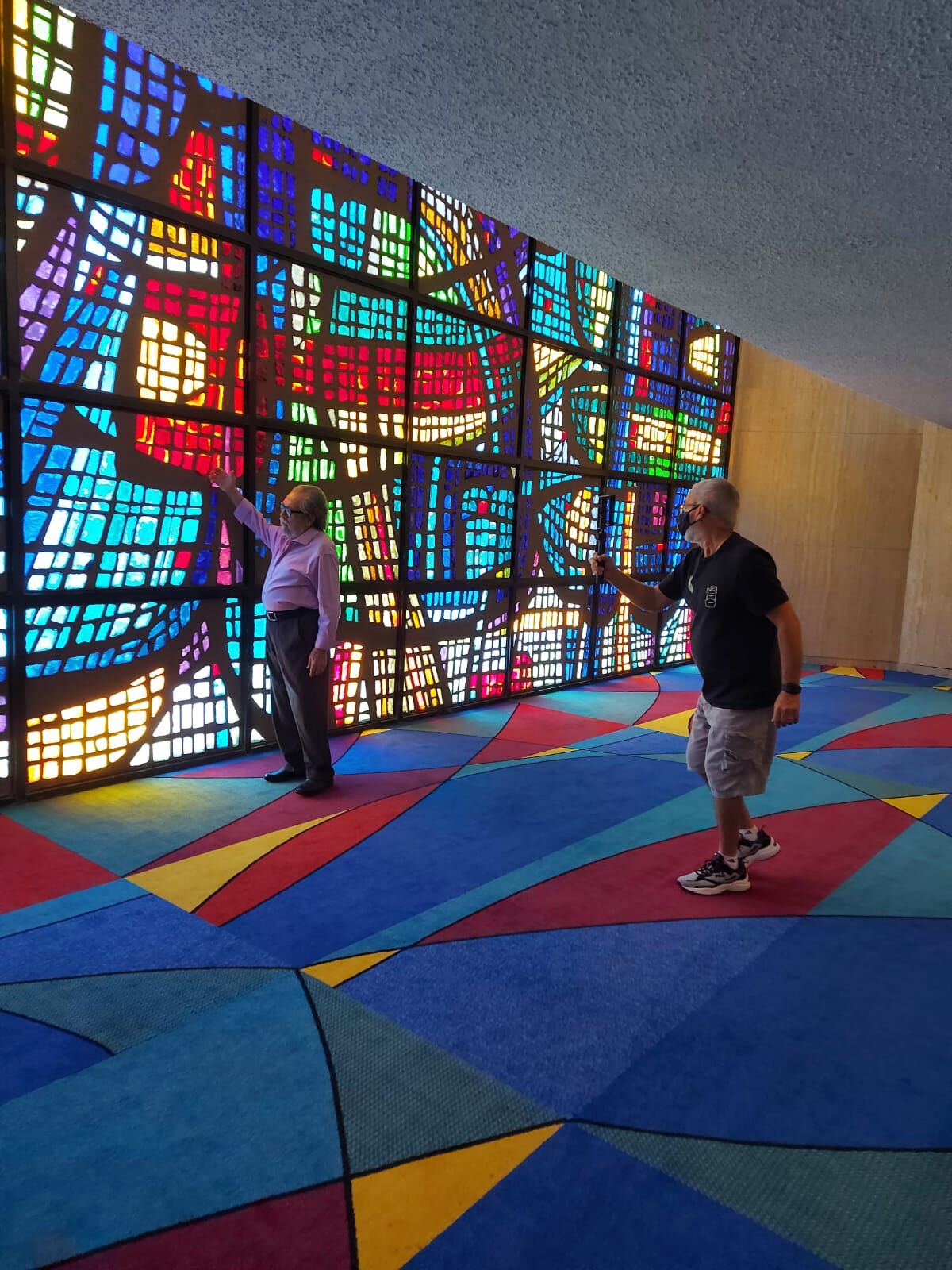 Luis Hernánez Cruz, mural Forma y trópico, CBA.JPG